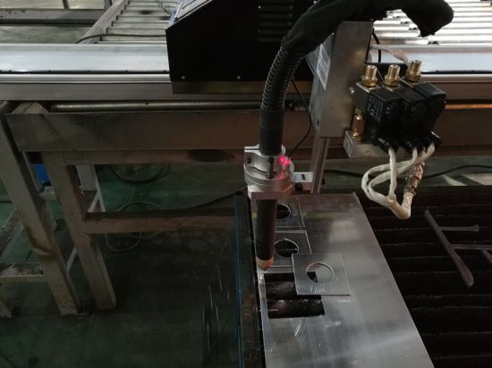 אוטומטי קטן CNC פלזמה פרופיל מכונת חיתוך עבור גליונות מתכת